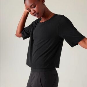 Athleta Breezy Serene Tee